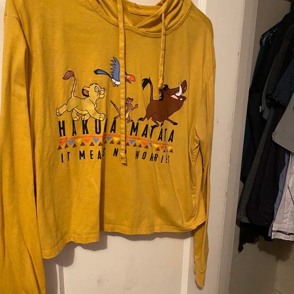 Clothes - Picture 8 of 16